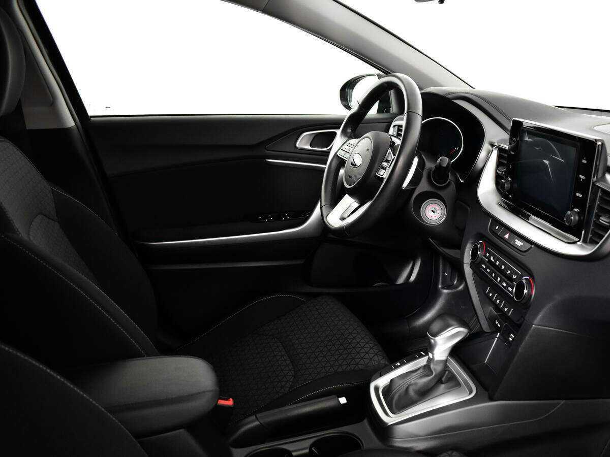 Б/У Киа Сид 2021 года. Фото: #8