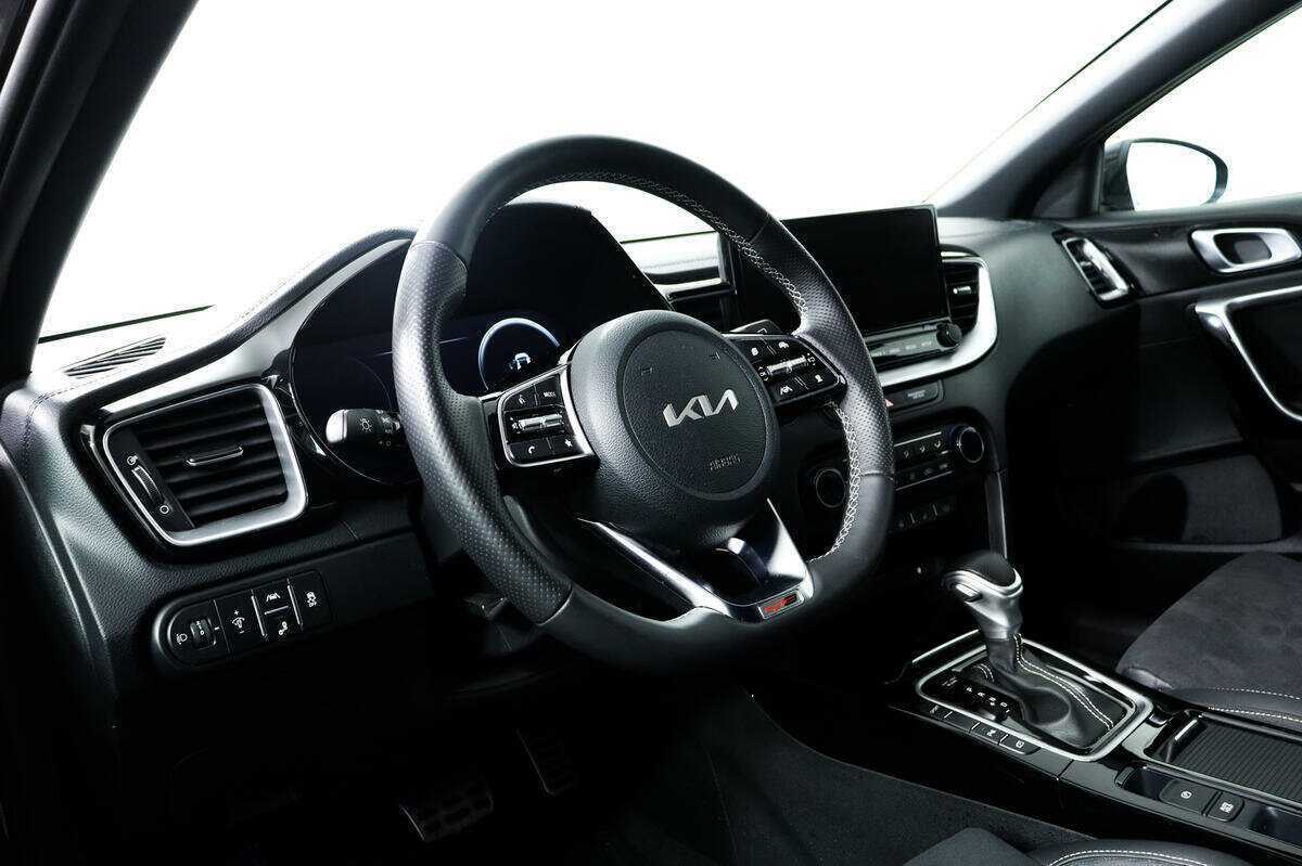 Б/У Киа Сид 2021 года. Фото: #12