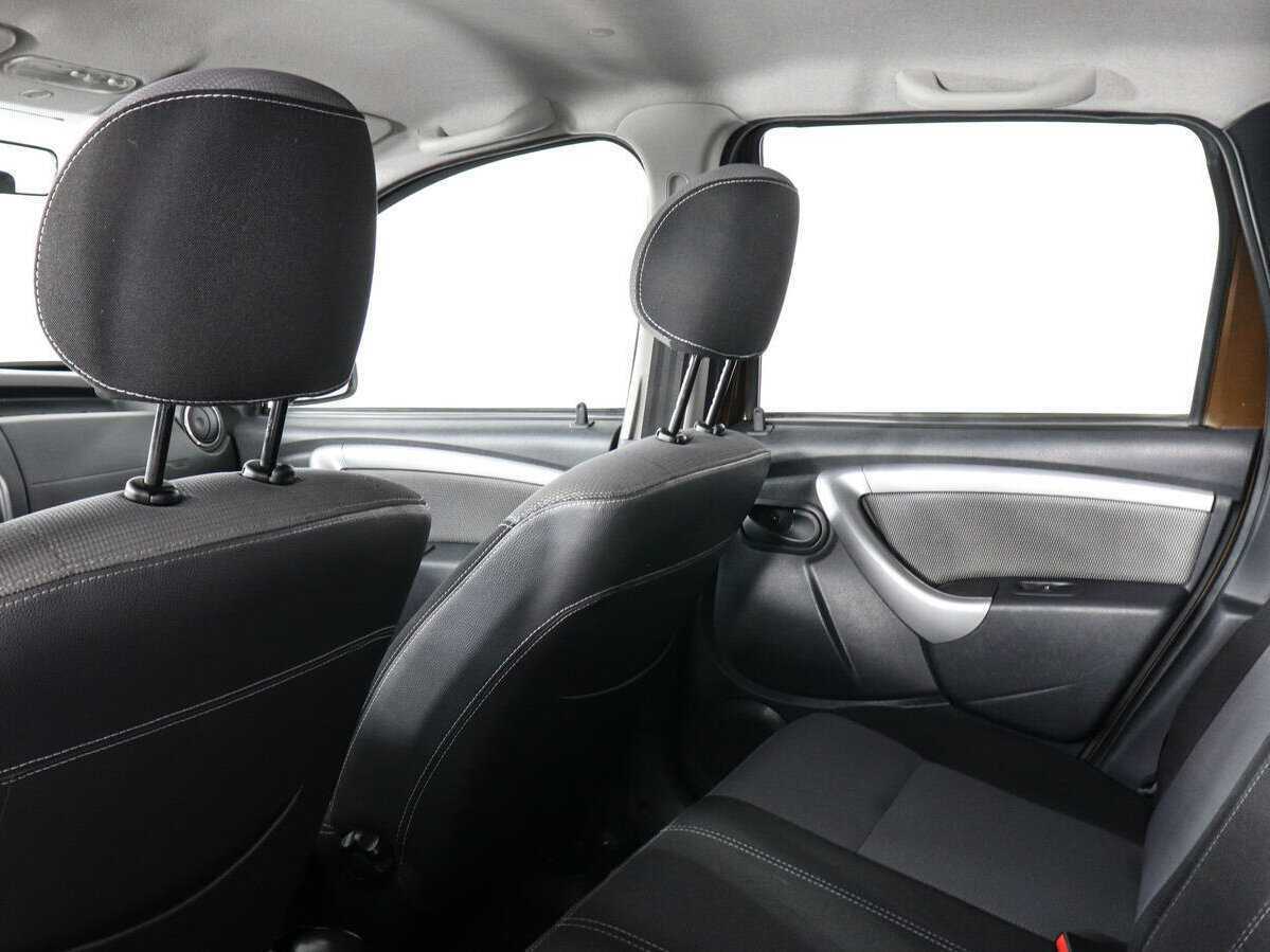 Б/У Рено Дастер 2013 года. Фото: #7