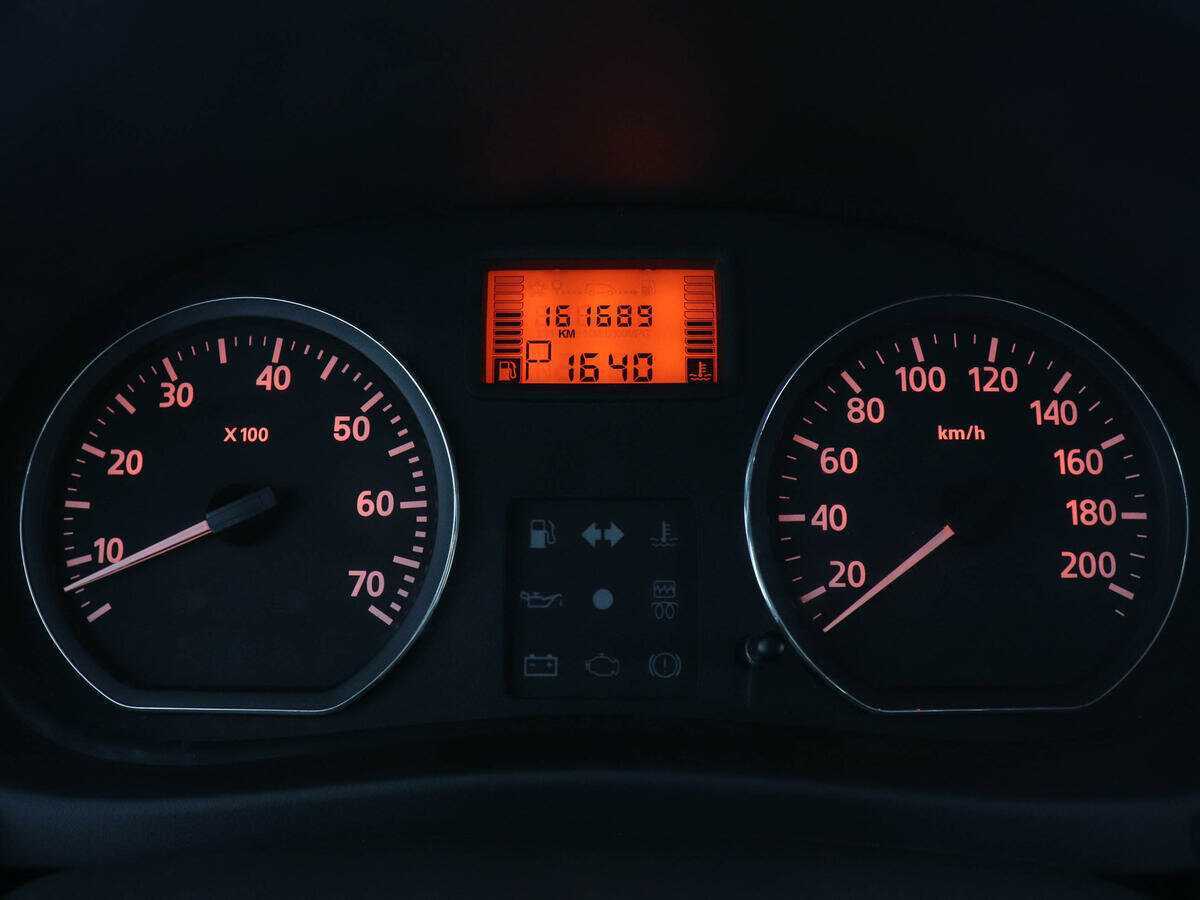 Б/У Рено Сандеро 2013 года. Фото: #6