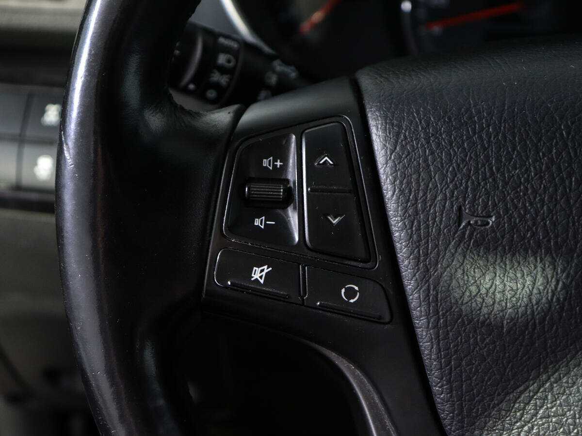 Б/У Киа Соренто 2015 года. Фото: #18