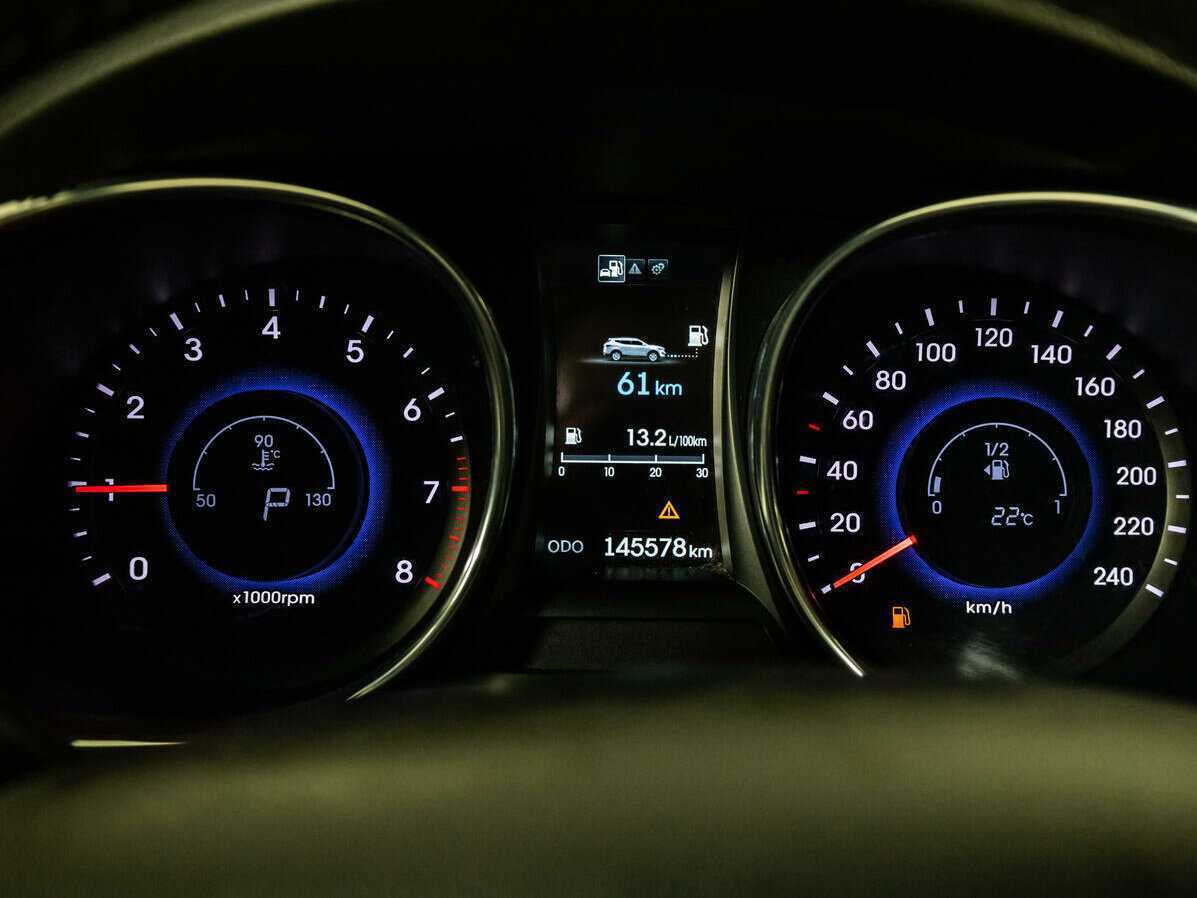 Б/У Хендай Санта Фе 2014 года. Фото: #9