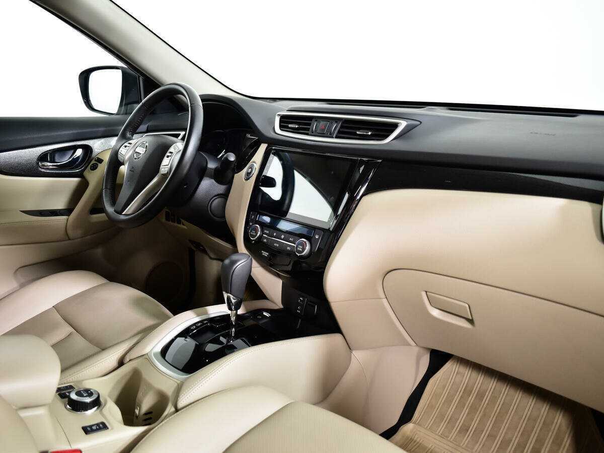 Б/У Ниссан Икс-Трейл 2018 года. Фото: #8