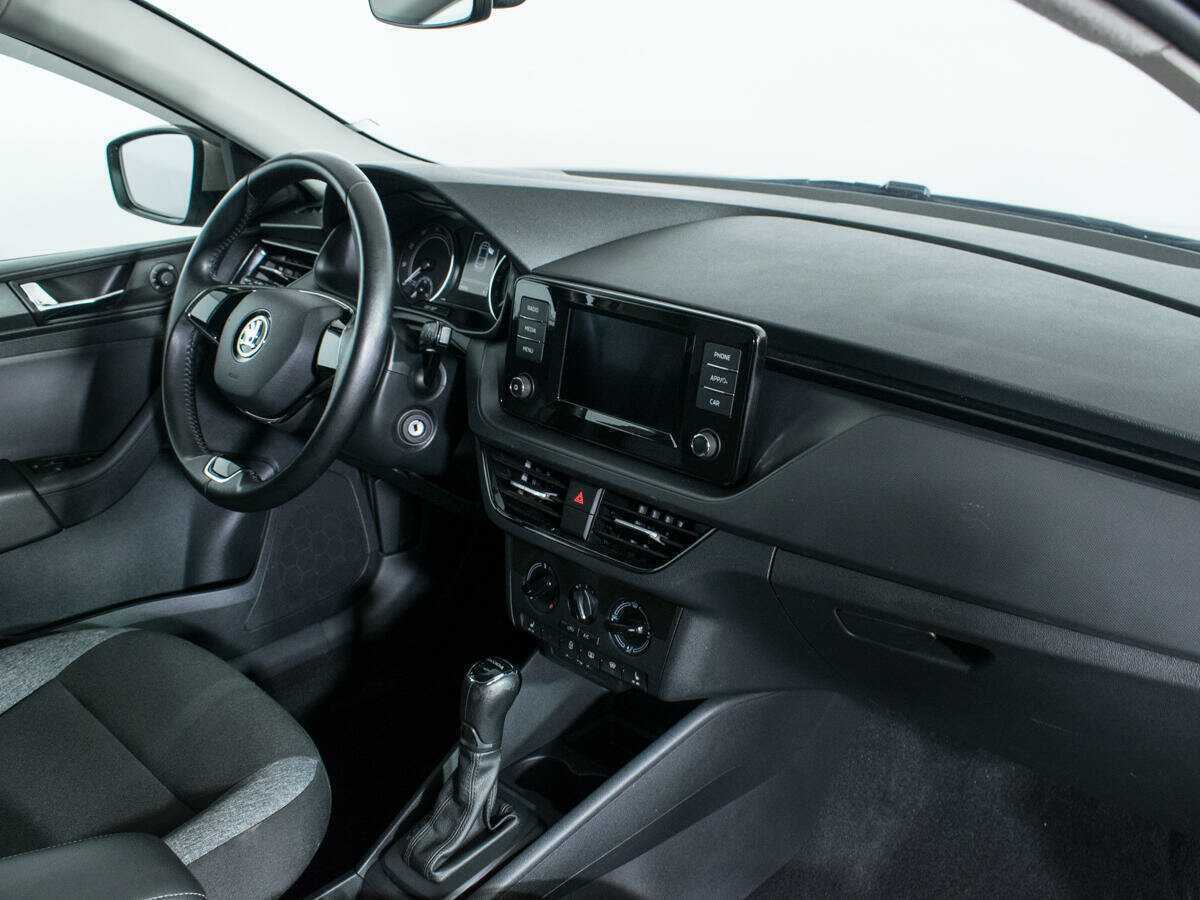 Б/У Шкода Рапид 2021 года. Фото: #8