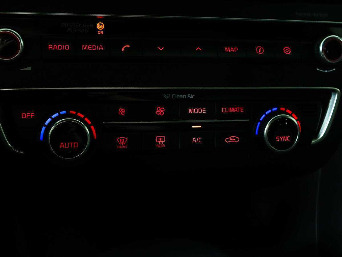 Б/У Киа Оптима 2017 года. Фото: #16