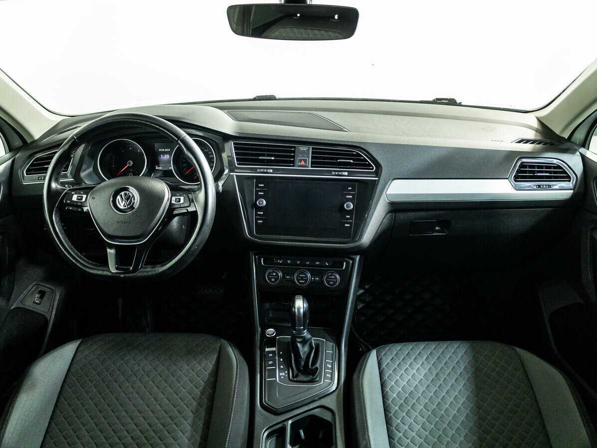 Б/У Фольксваген Тигуан 2018 года. Фото: #11