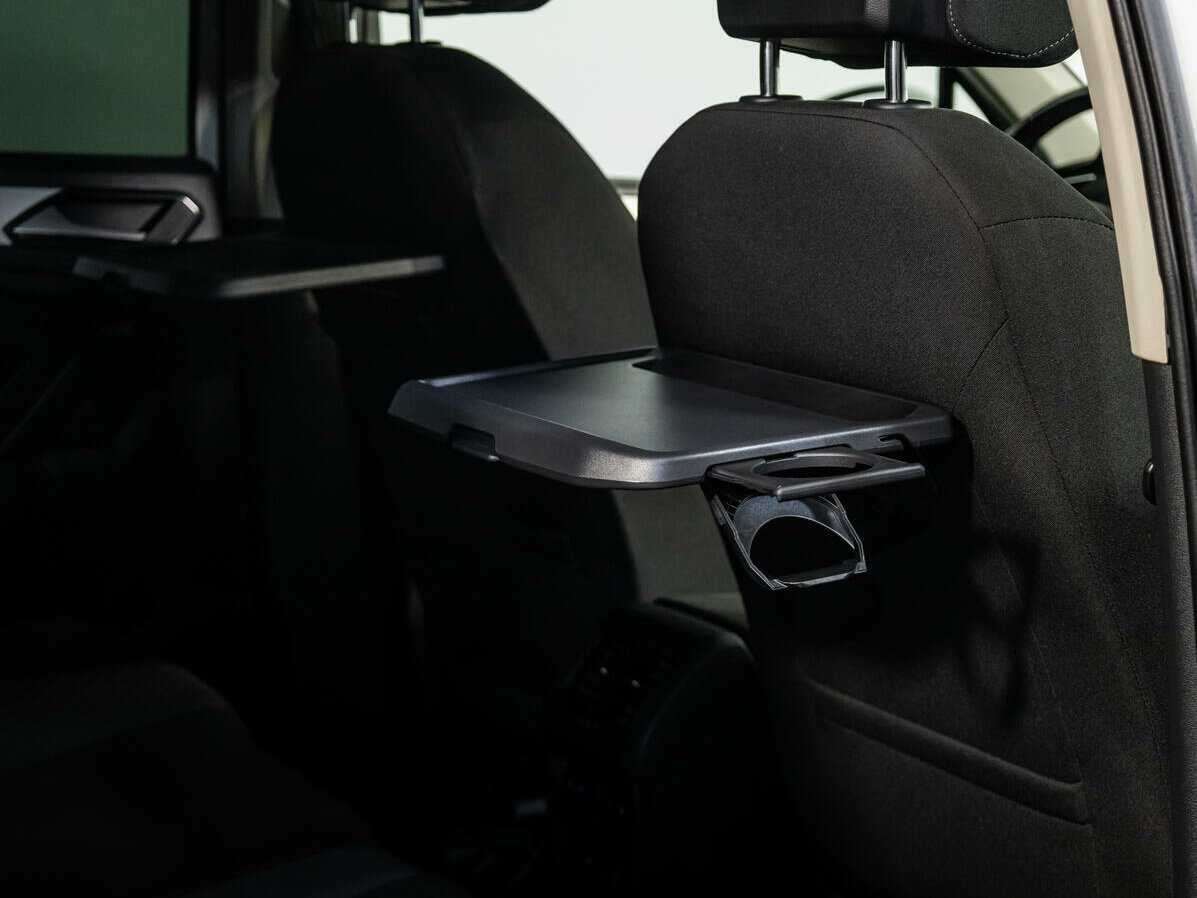 Б/У Фольксваген Тигуан 2018 года. Фото: #14