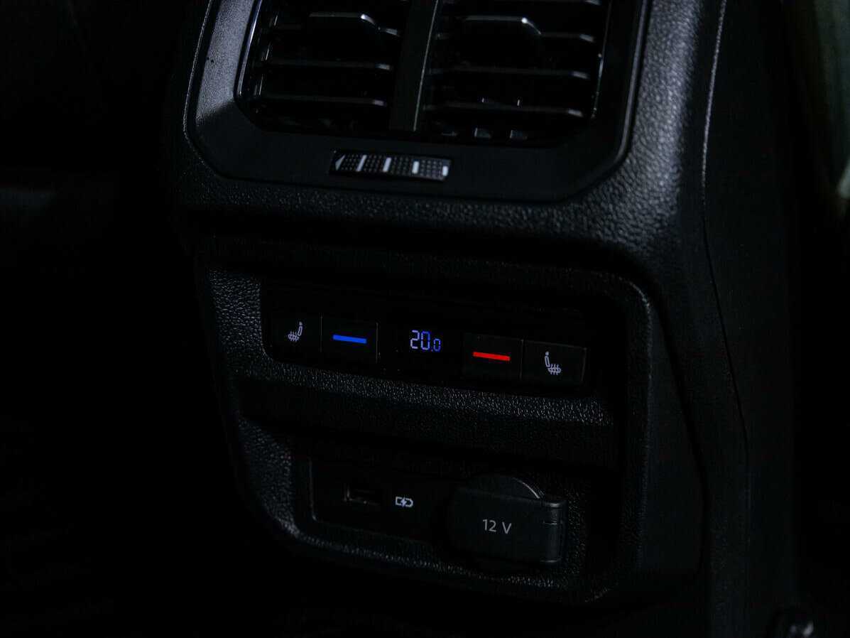 Б/У Фольксваген Тигуан 2018 года. Фото: #15