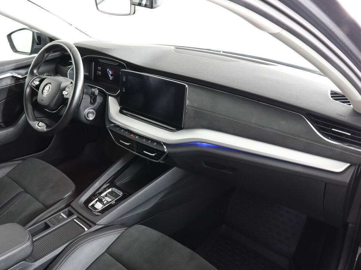 Б/У Шкода Октавия 2020 года. Фото: #9