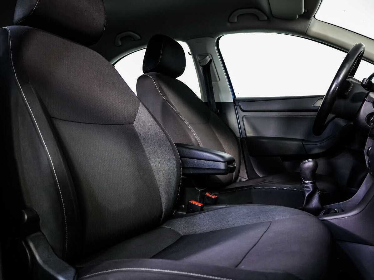 Б/У Шкода Рапид 2016 года. Фото: #9