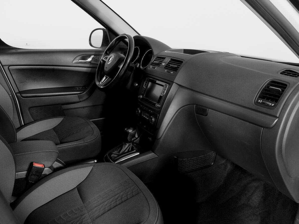 Б/У Шкода Йети 2017 года. Фото: #8