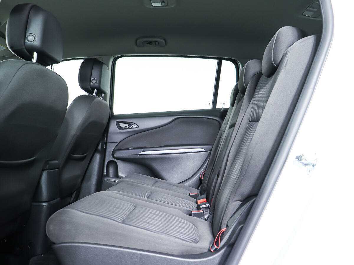 Б/У Опель Зафира 2014 года. Фото: #8