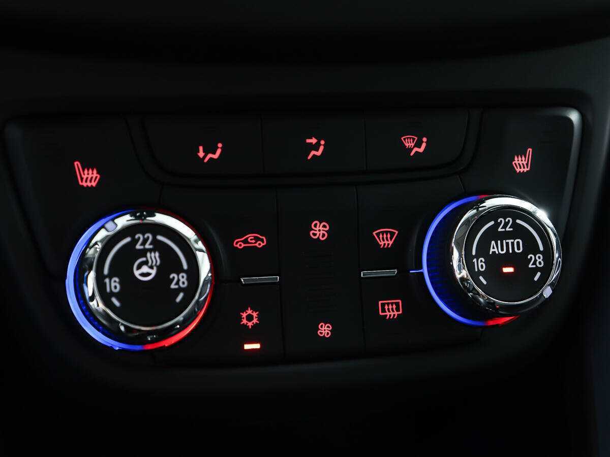 Б/У Опель Зафира 2014 года. Фото: #17