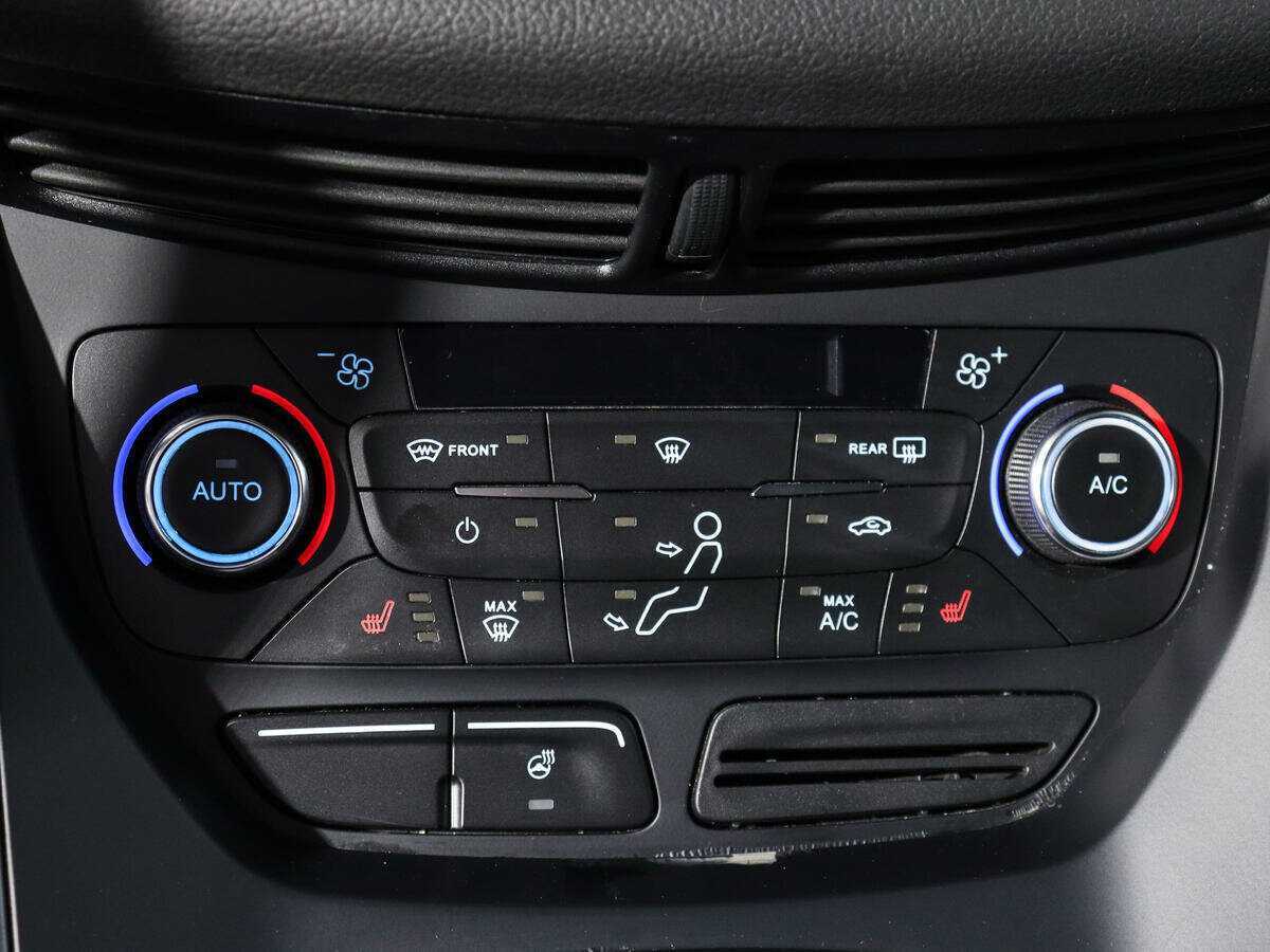 Б/У Форд Куга 2017 года. Фото: #15