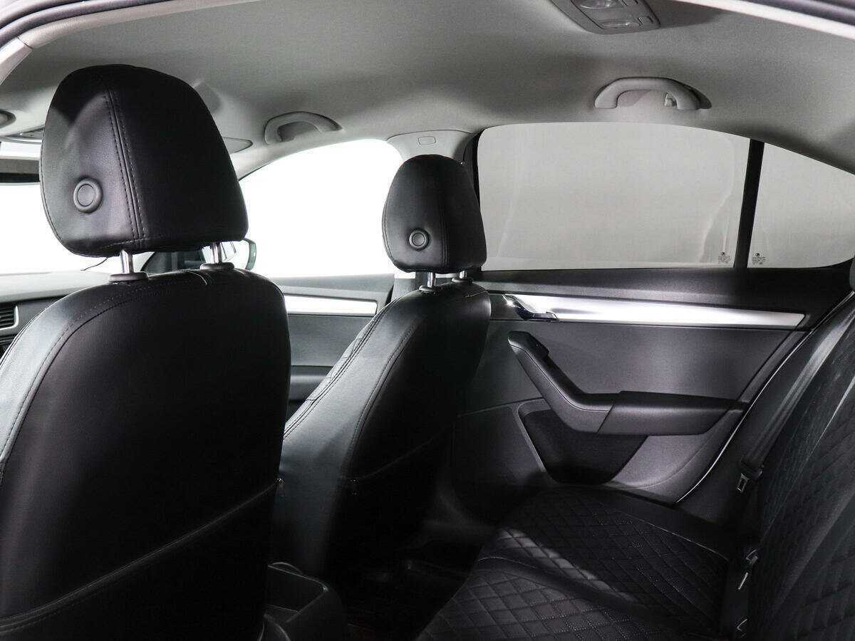 Б/У Шкода Октавия 2018 года. Фото: #7