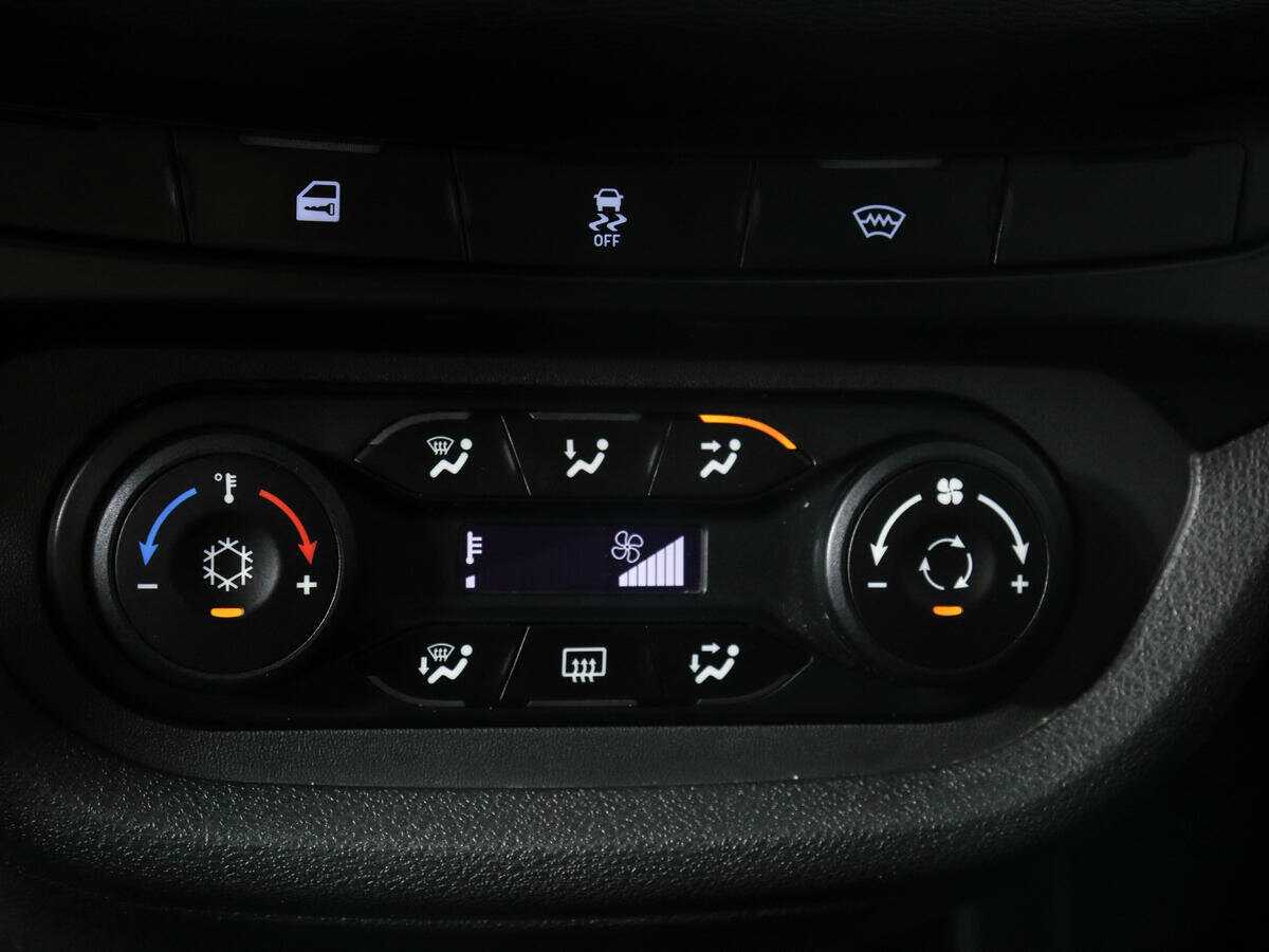 Б/У Лада (ВАЗ) Веста 2019 года. Фото: #12