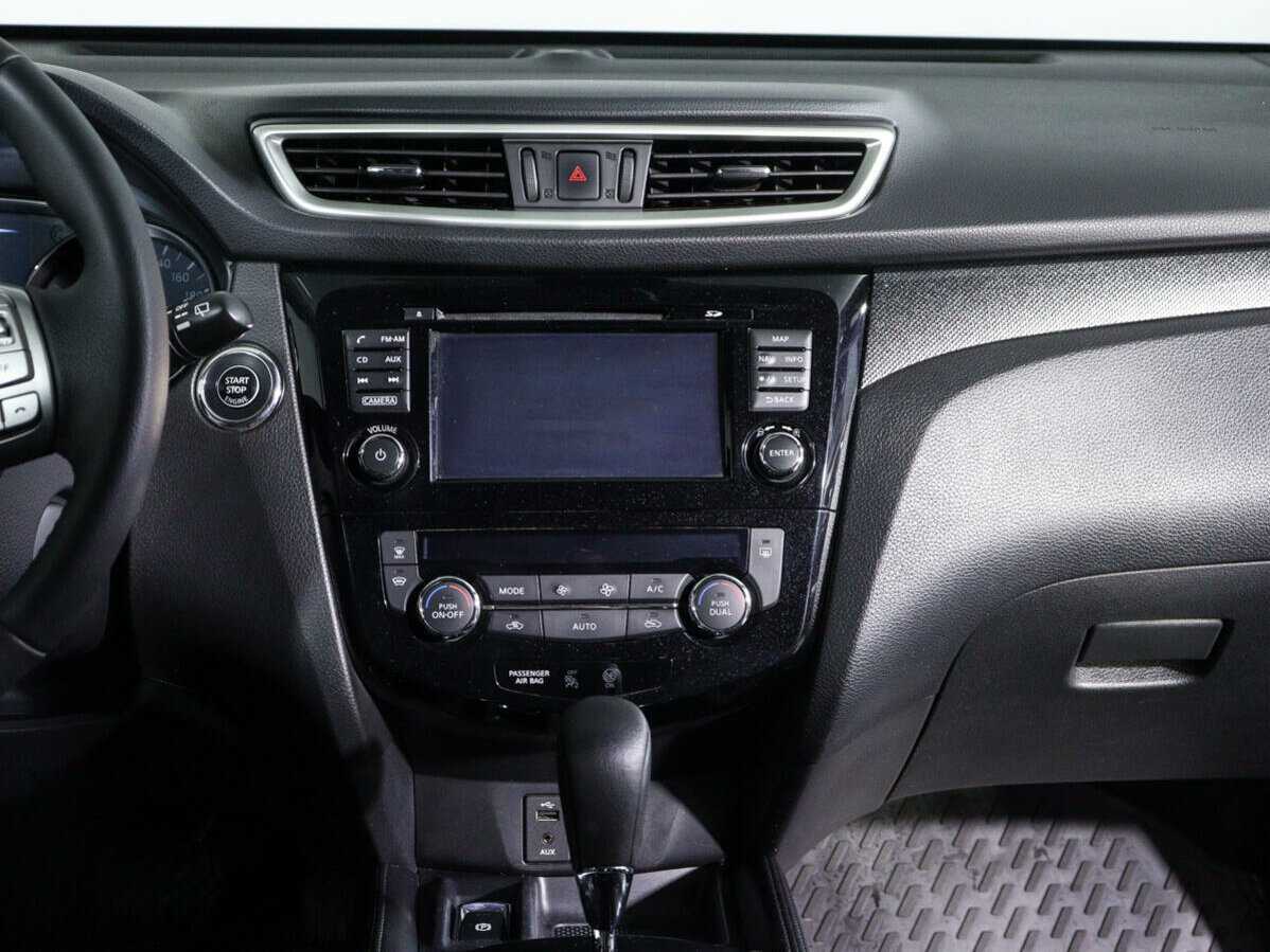 Б/У Ниссан Икс-Трейл 2016 года. Фото: #10