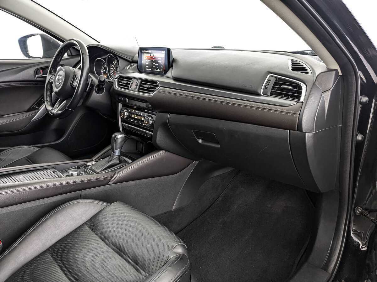 Б/У Мазда 6 2016 года. Фото: #8