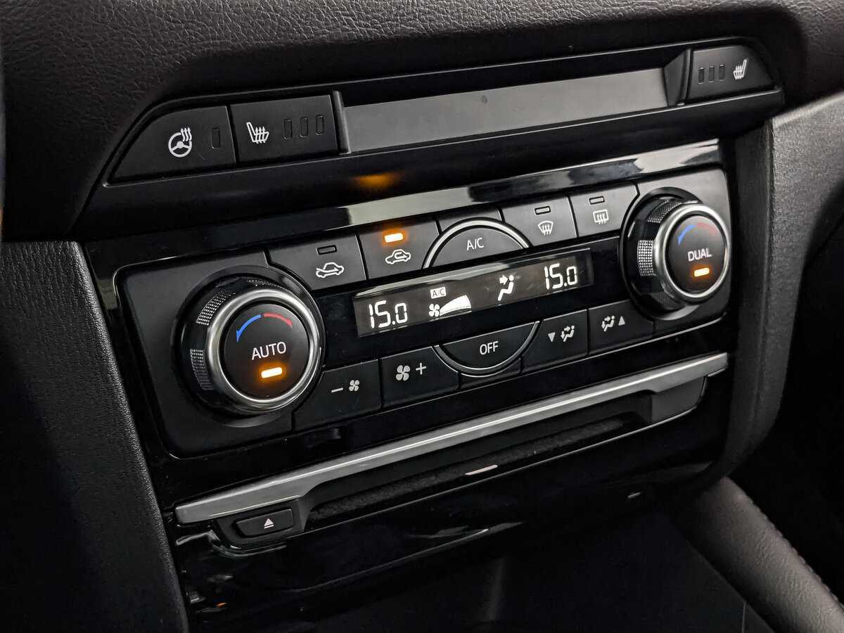 Б/У Мазда 6 2016 года. Фото: #16