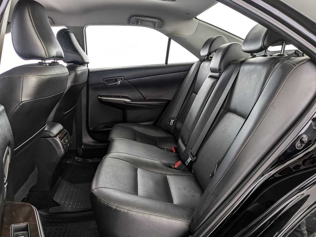 Б/У Тойота Камри 2017 года. Фото: #13