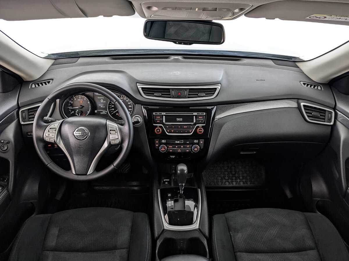 Б/У Ниссан Икс-Трейл 2017 года. Фото: #9