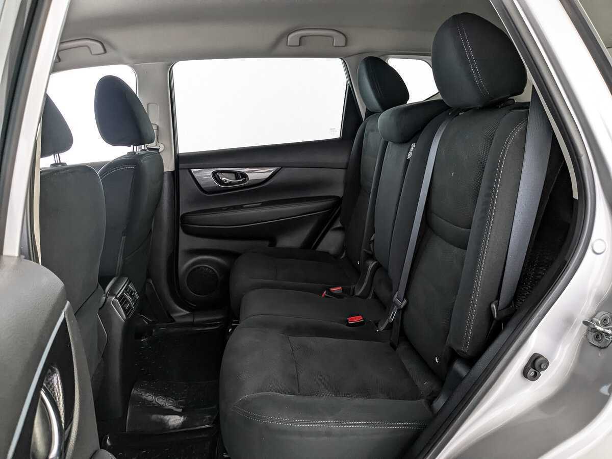 Б/У Ниссан Икс-Трейл 2017 года. Фото: #13