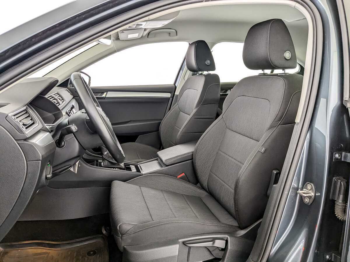 Б/У Шкода Суперб 2019 года. Фото: #15