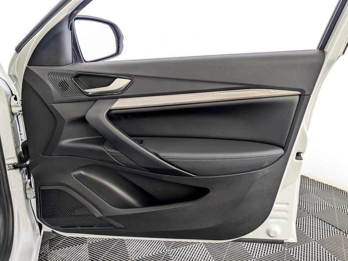 Б/У Лада (ВАЗ) Веста 2023 года. Фото: #18