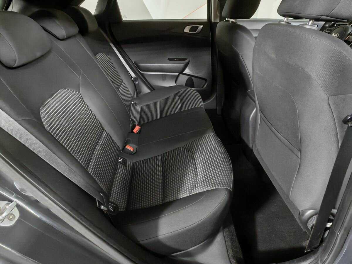 Б/У Киа Сид 2018 года. Фото: #11