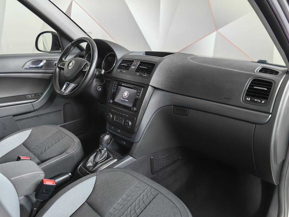 Б/У Шкода Йети 2017 года. Фото: #8