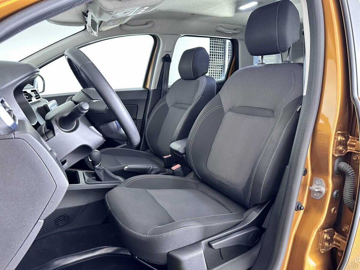 Б/У Рено Дастер 2021 года. Фото: #7