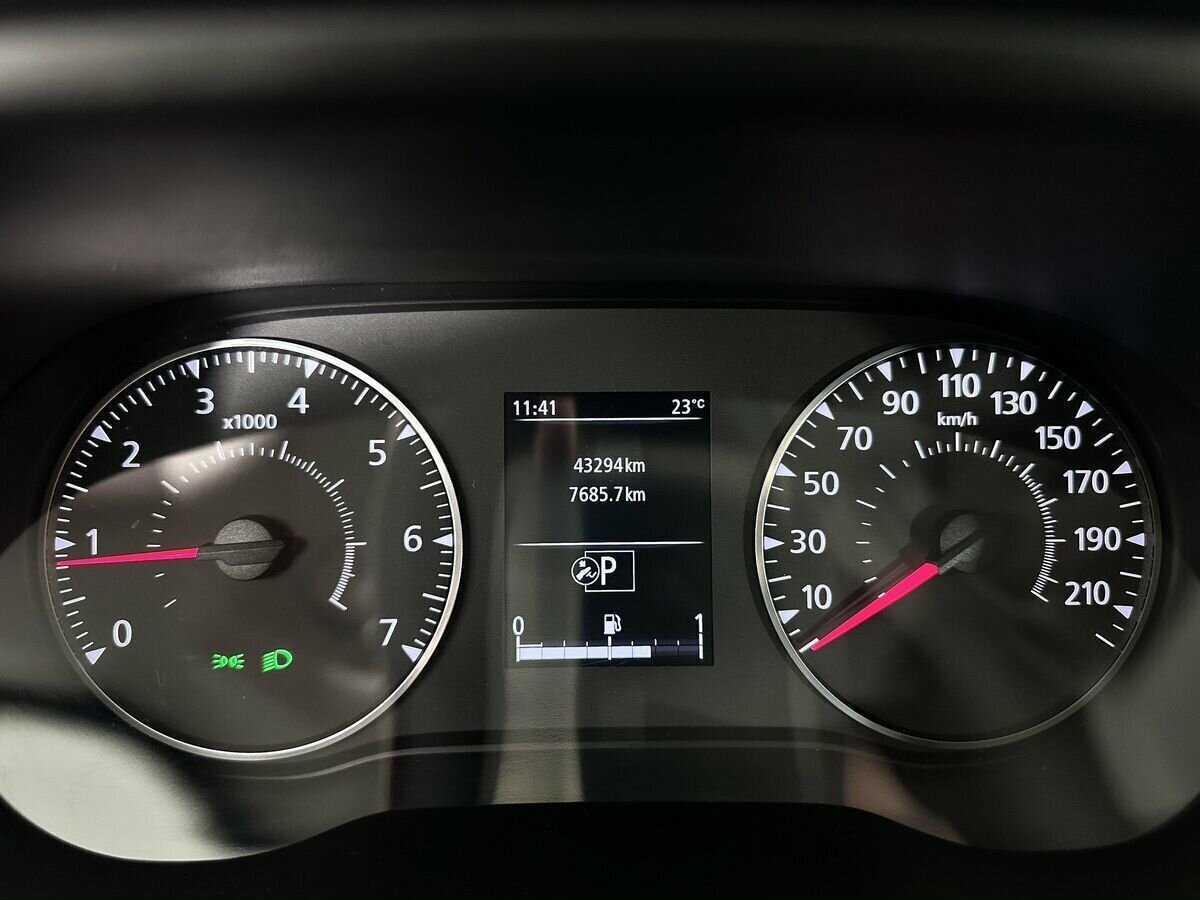 Б/У Рено Дастер 2021 года. Фото: #10