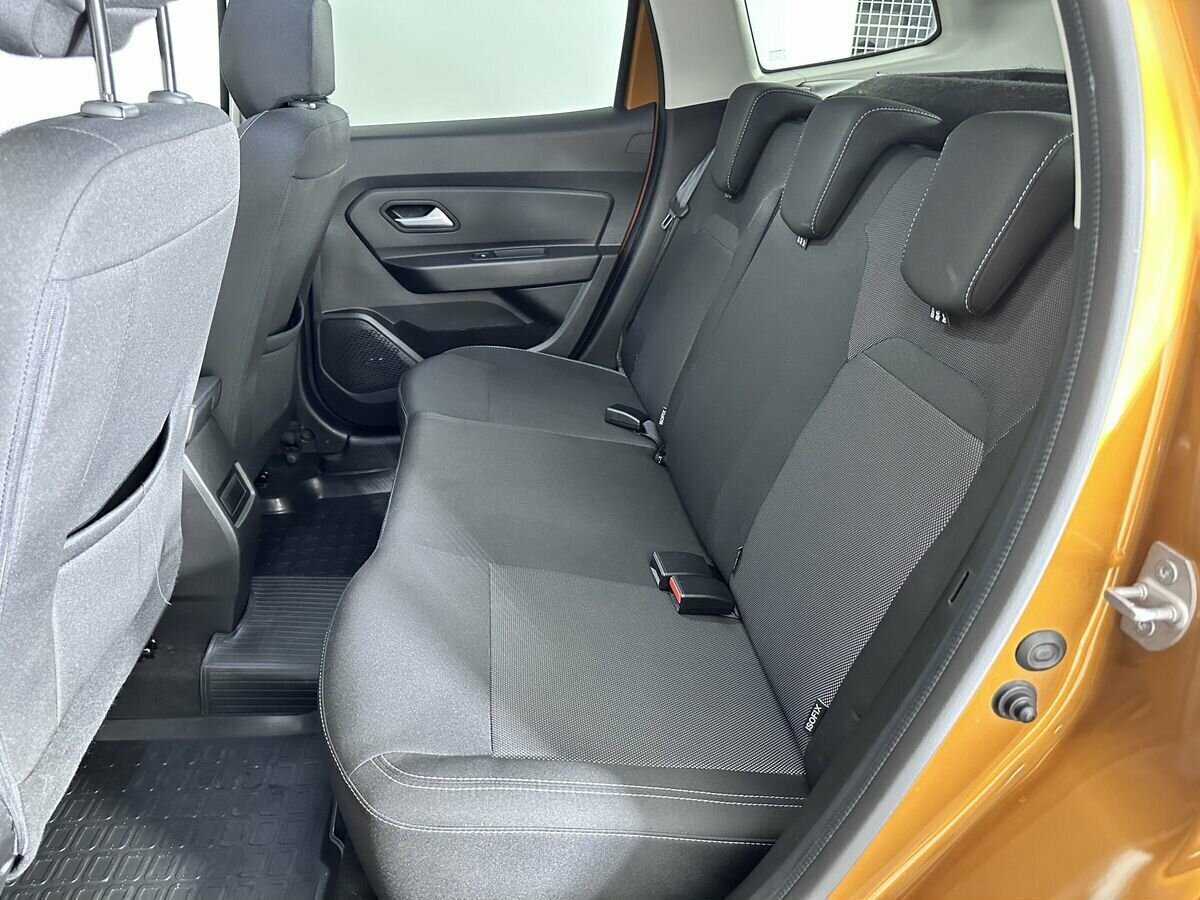 Б/У Рено Дастер 2021 года. Фото: #15