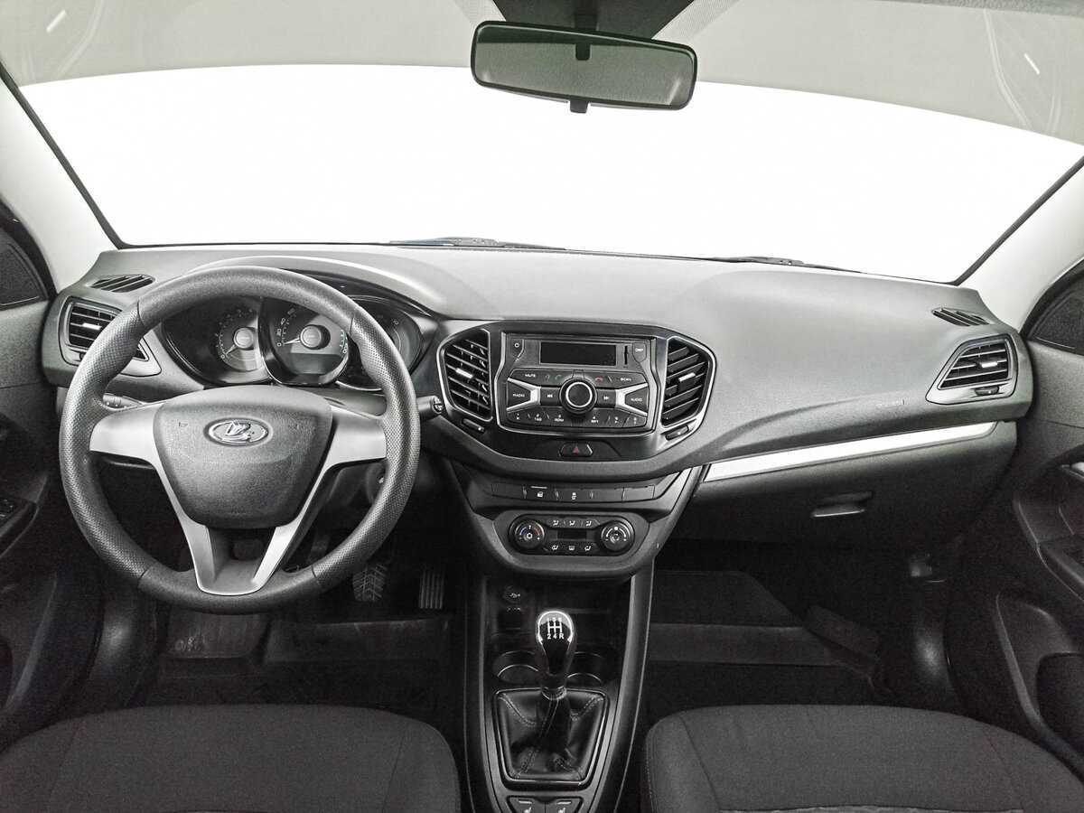 Б/У Лада (ВАЗ) Веста 2017 года. Фото: #13