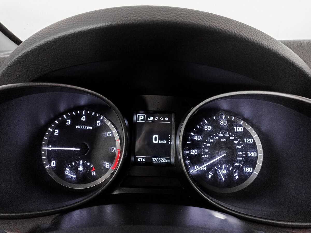 Б/У Хендай Санта Фе 2017 года. Фото: #8