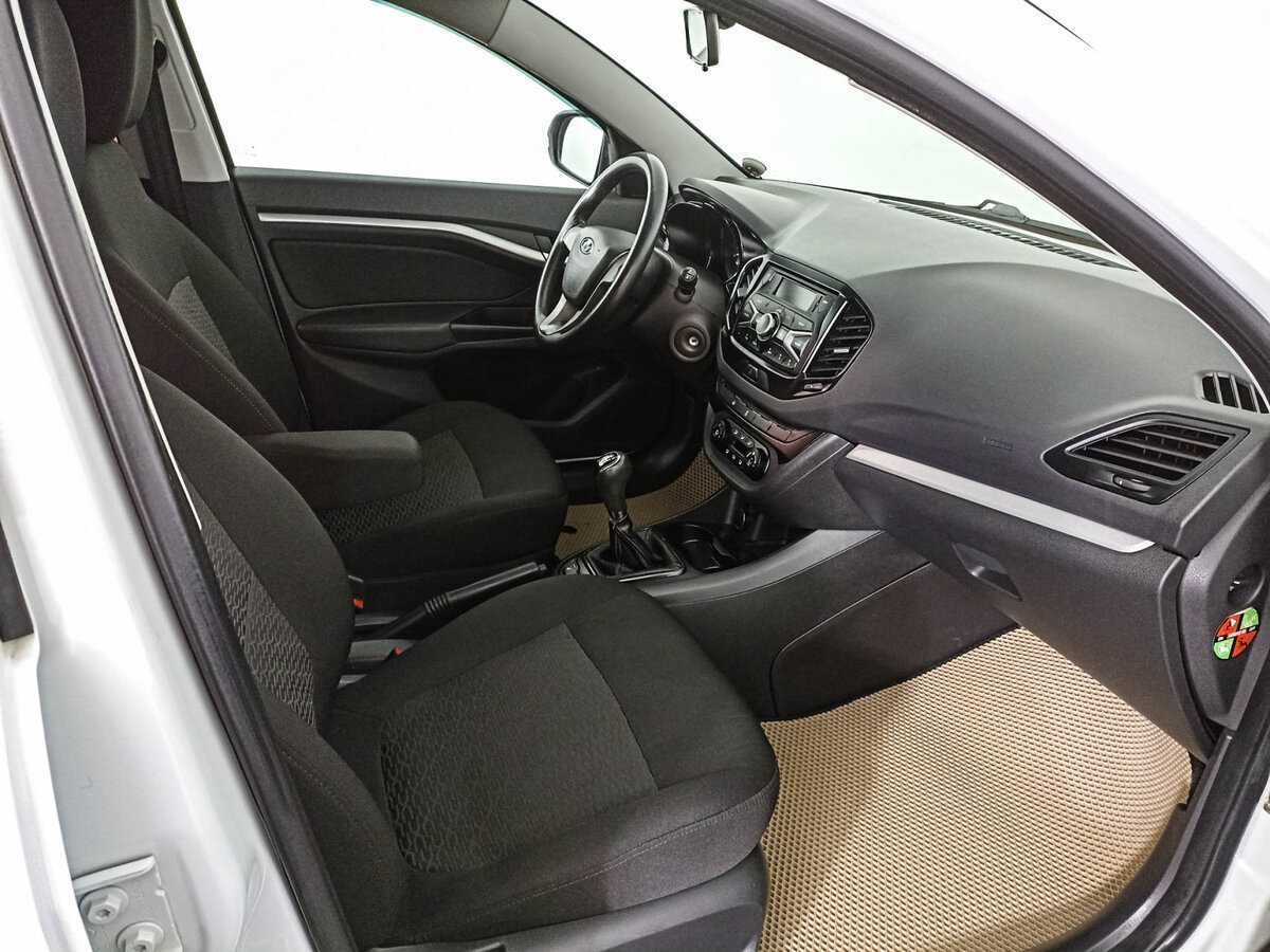 Б/У Лада (ВАЗ) Веста 2017 года. Фото: #10