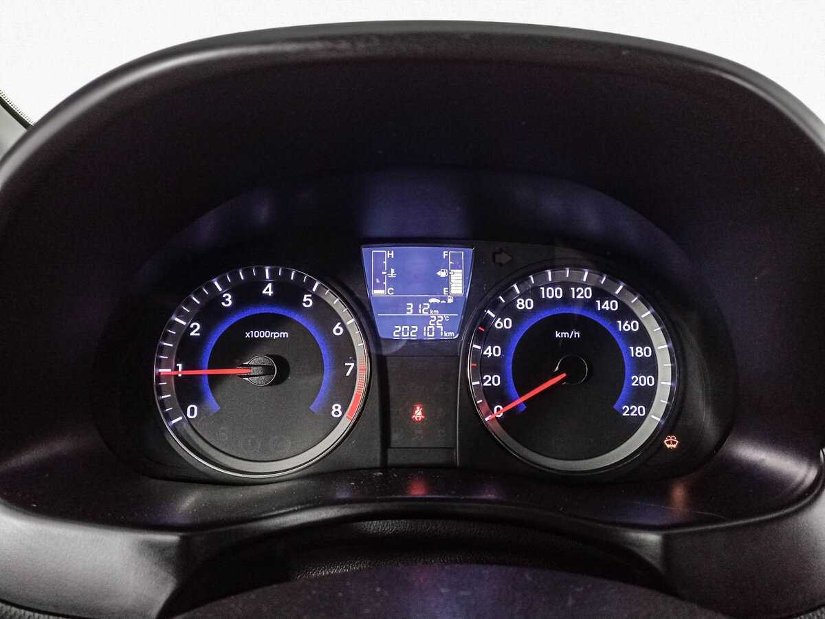 Б/У Хендай Солярис 2015 года. Фото: #10