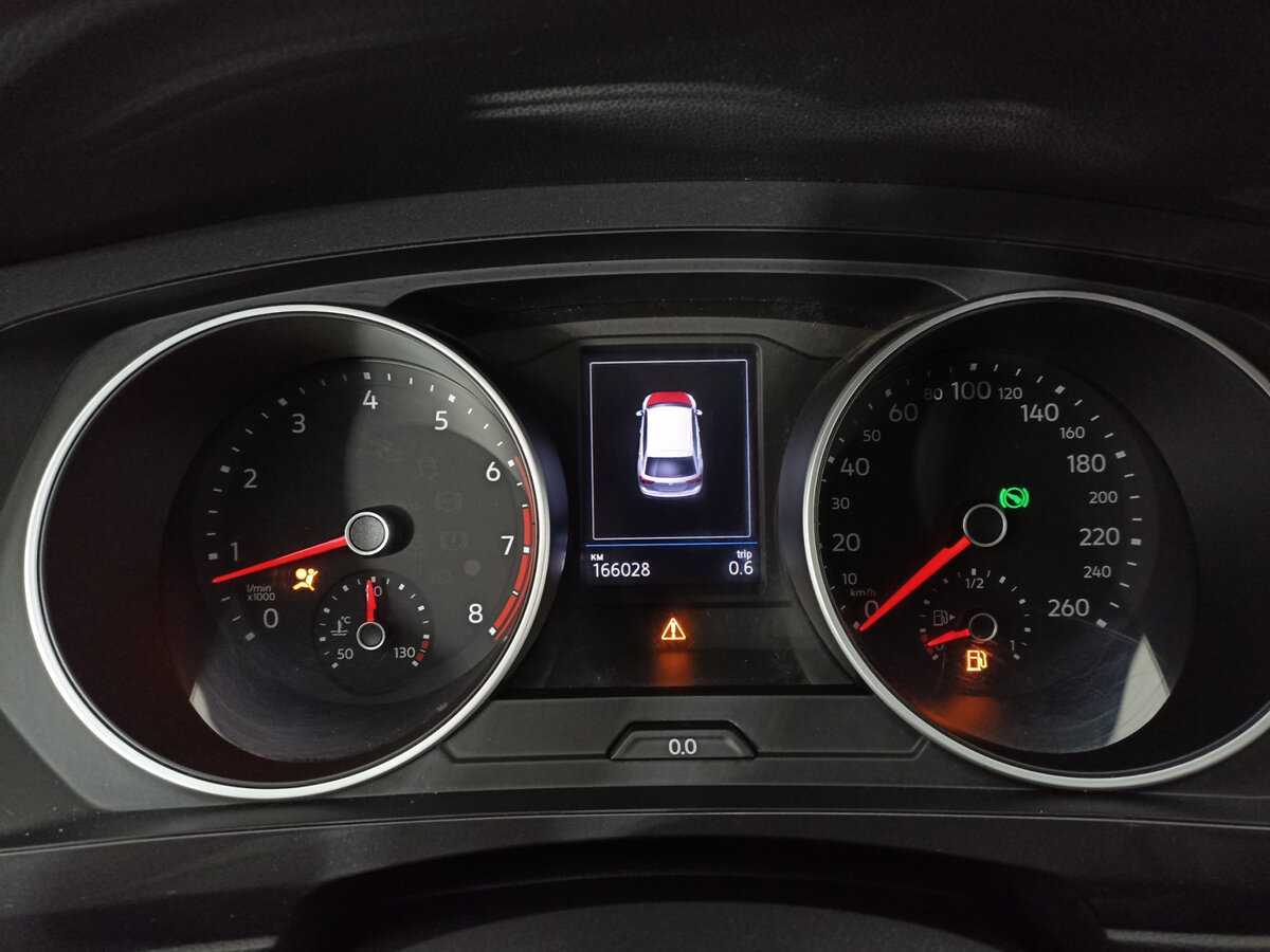 Б/У Фольксваген Тигуан 2017 года. Фото: #10