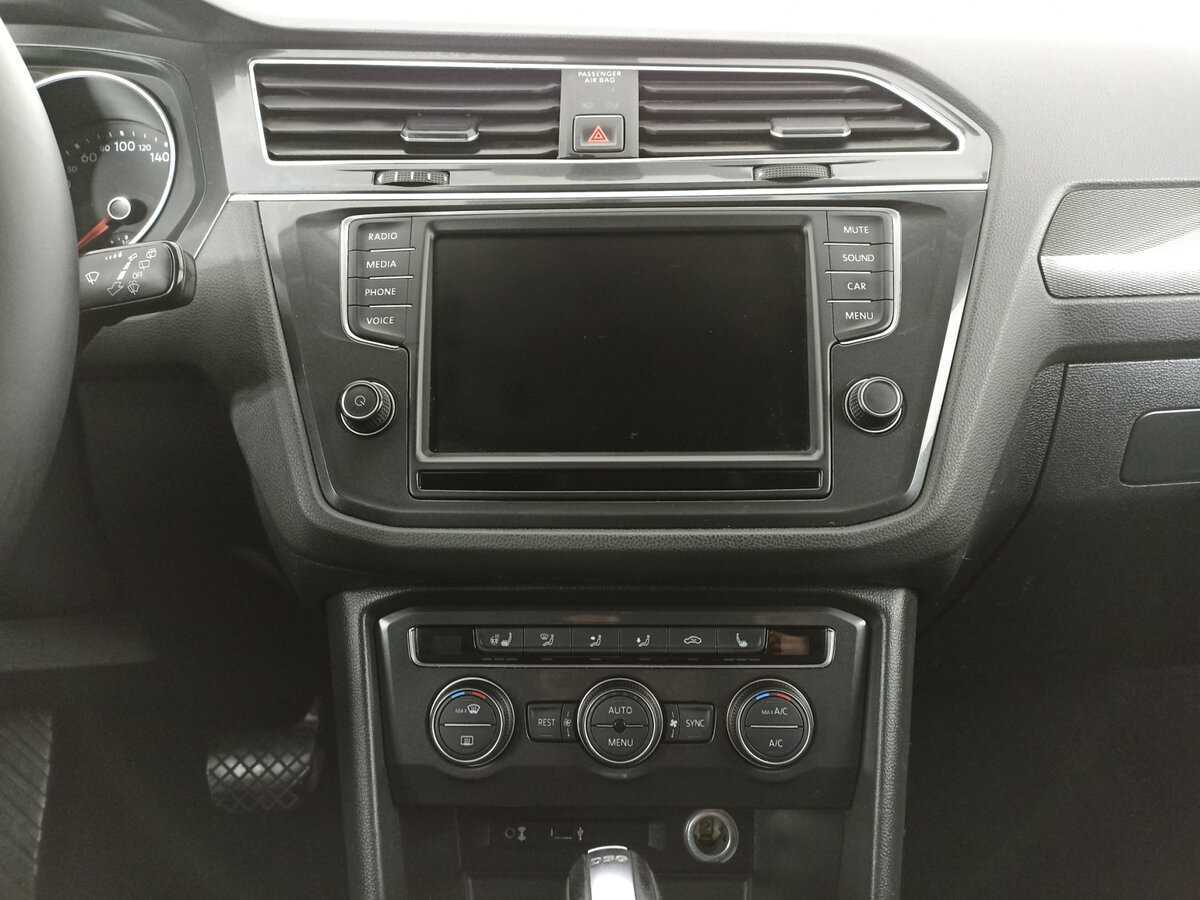 Б/У Фольксваген Тигуан 2017 года. Фото: #12