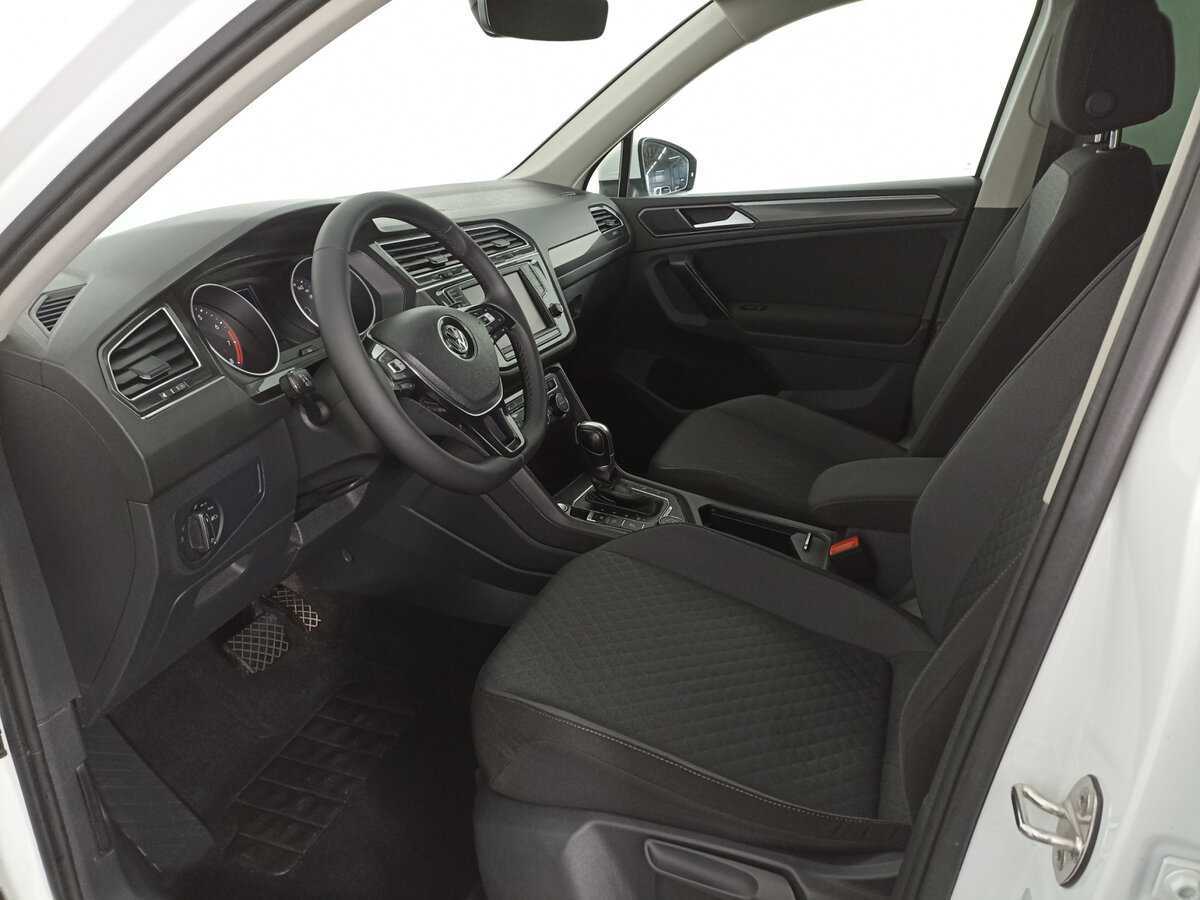 Б/У Фольксваген Тигуан 2017 года. Фото: #13