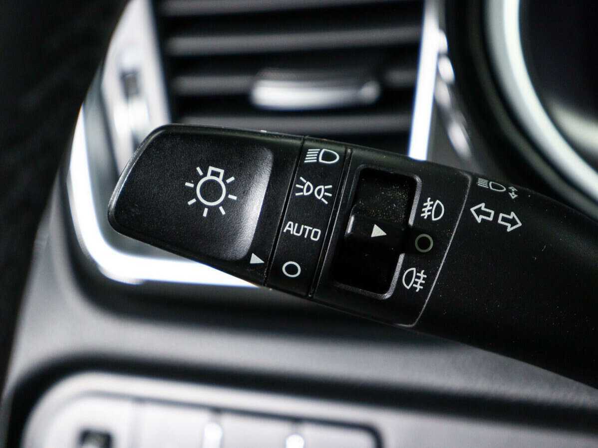 Б/У Киа Сид 2018 года. Фото: #17