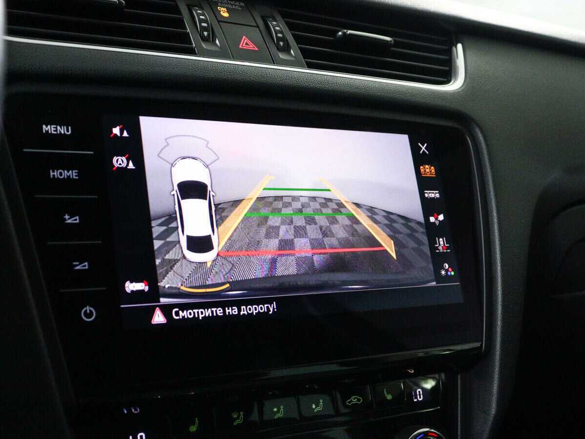 Б/У Шкода Октавия 2019 года. Фото: #13