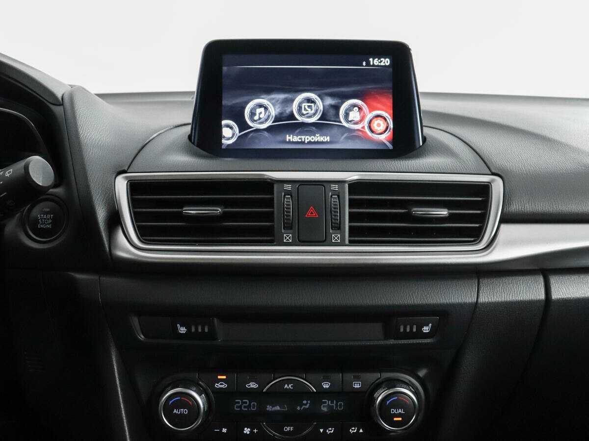 Б/У Мазда 3 2016 года. Фото: #14