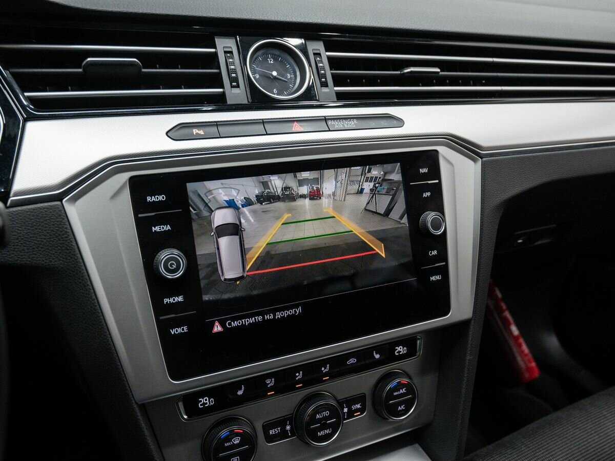 Б/У Фольксваген Пассат 2018 года. Фото: #19