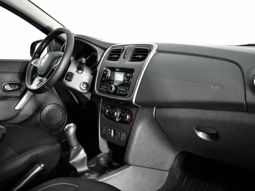 Б/У Рено Сандеро 2019 года. Фото: #8