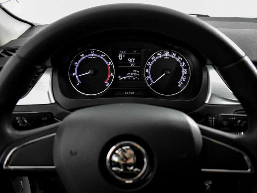 Б/У Шкода Рапид 2018 года. Фото: #14