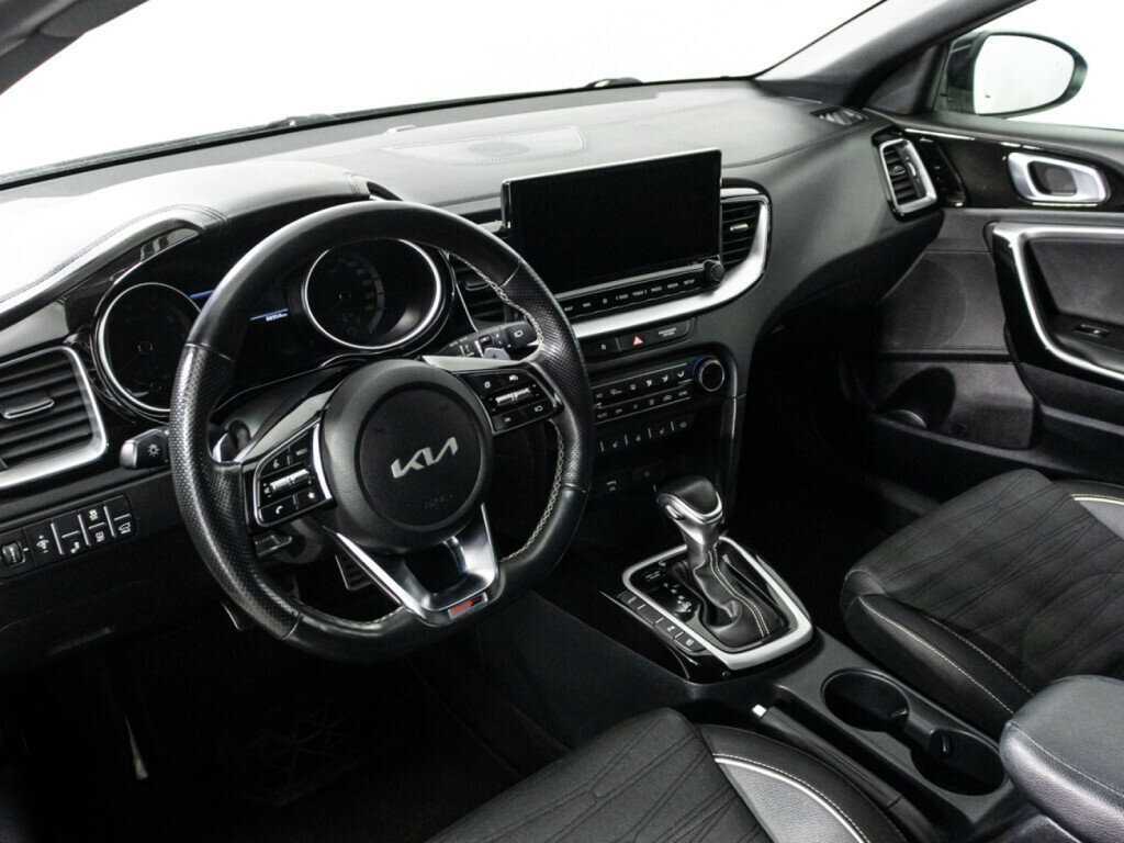 Б/У Киа Сид 2021 года. Фото: #8