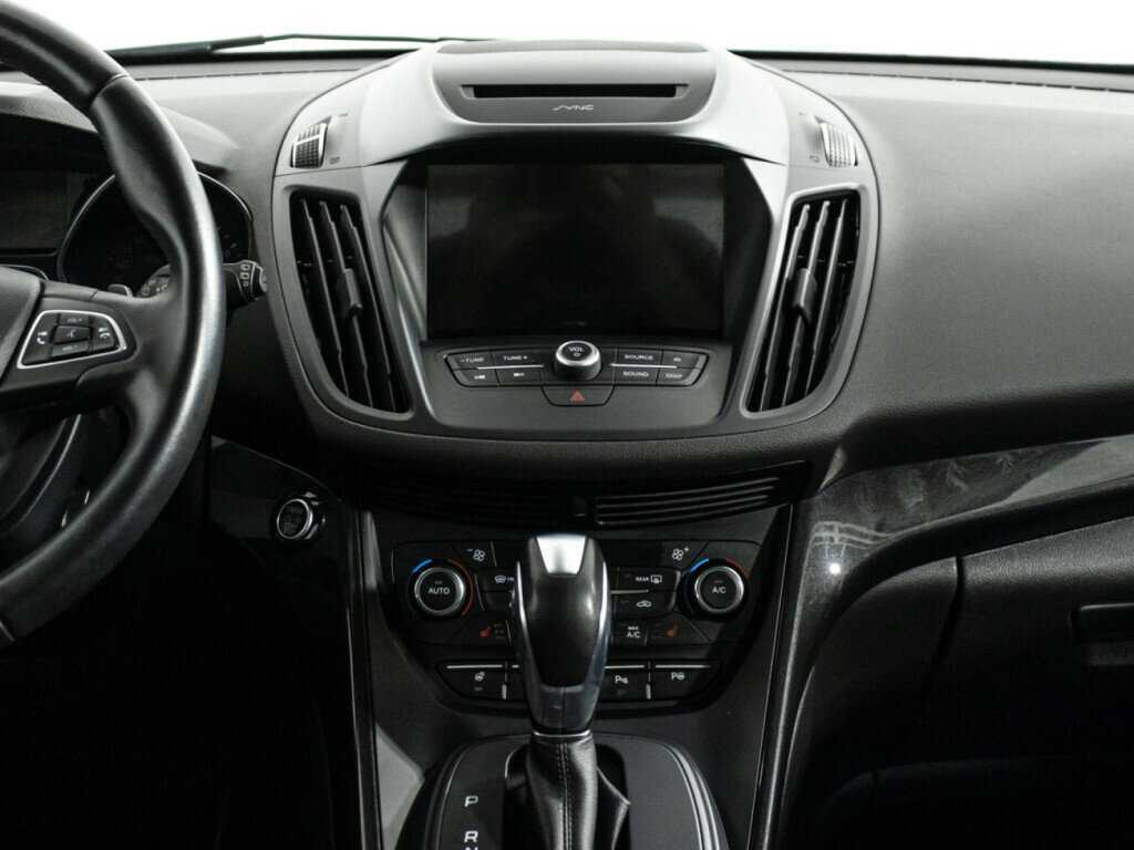 Б/У Форд Куга 2017 года. Фото: #13