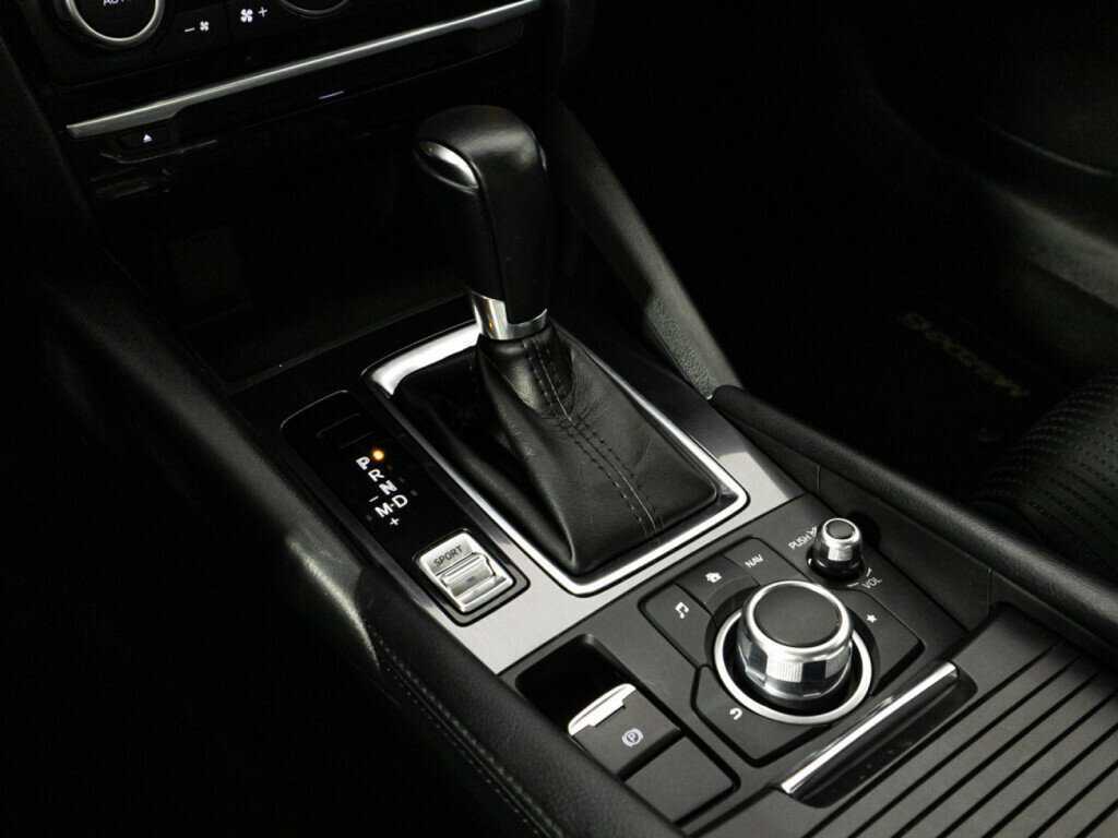 Б/У Мазда 6 2018 года. Фото: #16