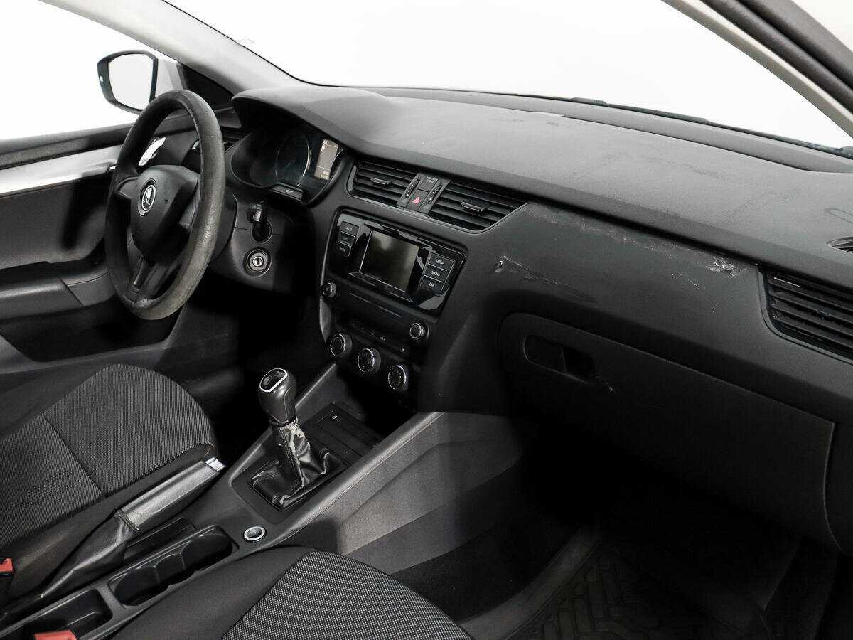 Б/У Шкода Октавия 2016 года. Фото: #10